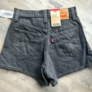 COPY - BNWT Levi Mom Jean Shorts